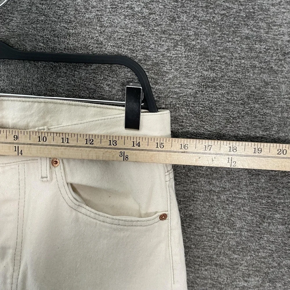 Vintage Levis 501 Jeans Mens 32x30 White Button Fly Straight Leg Made USA 90s